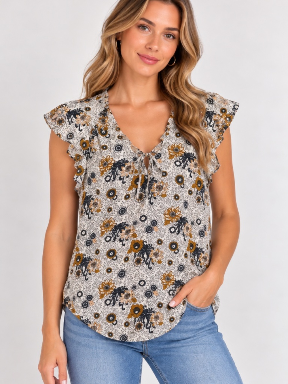 Lucky Brand Women’s Floral Flutter Sleeve Blouse, size Medium